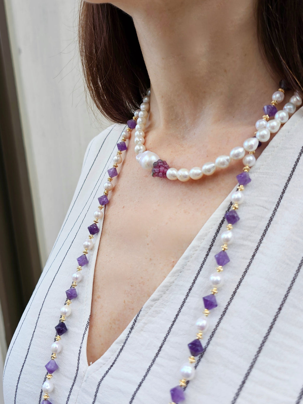 Freshwater Pearls With Raspberry and Baroque Pearl Necklace PN011-2